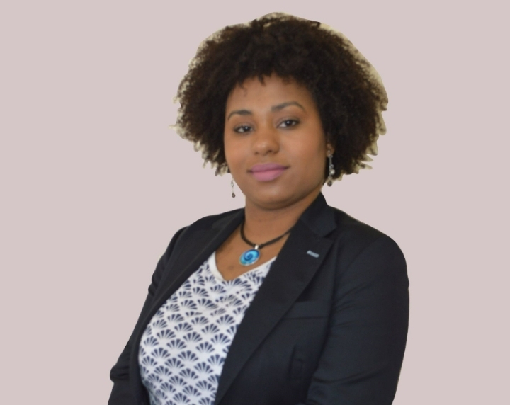 Mulheres negras ganham menos até no serviço&nbsp;público