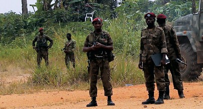 Moçambique desarma guerrilheiros&nbsp;nacionalistas