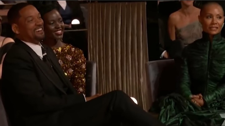 Vaias e semblante de descontentamento precederam tapa de Smith em&nbsp;Chris