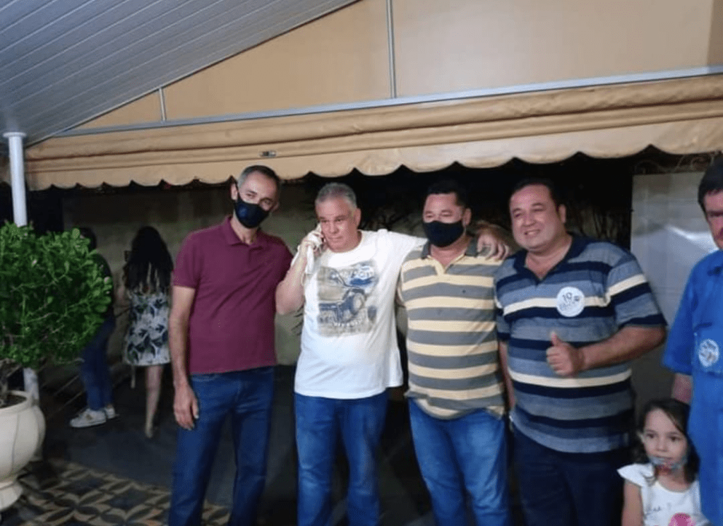 De branco para pardo: Barison e Paulo Vicente mudam declaração de cor entre&nbsp;eleições